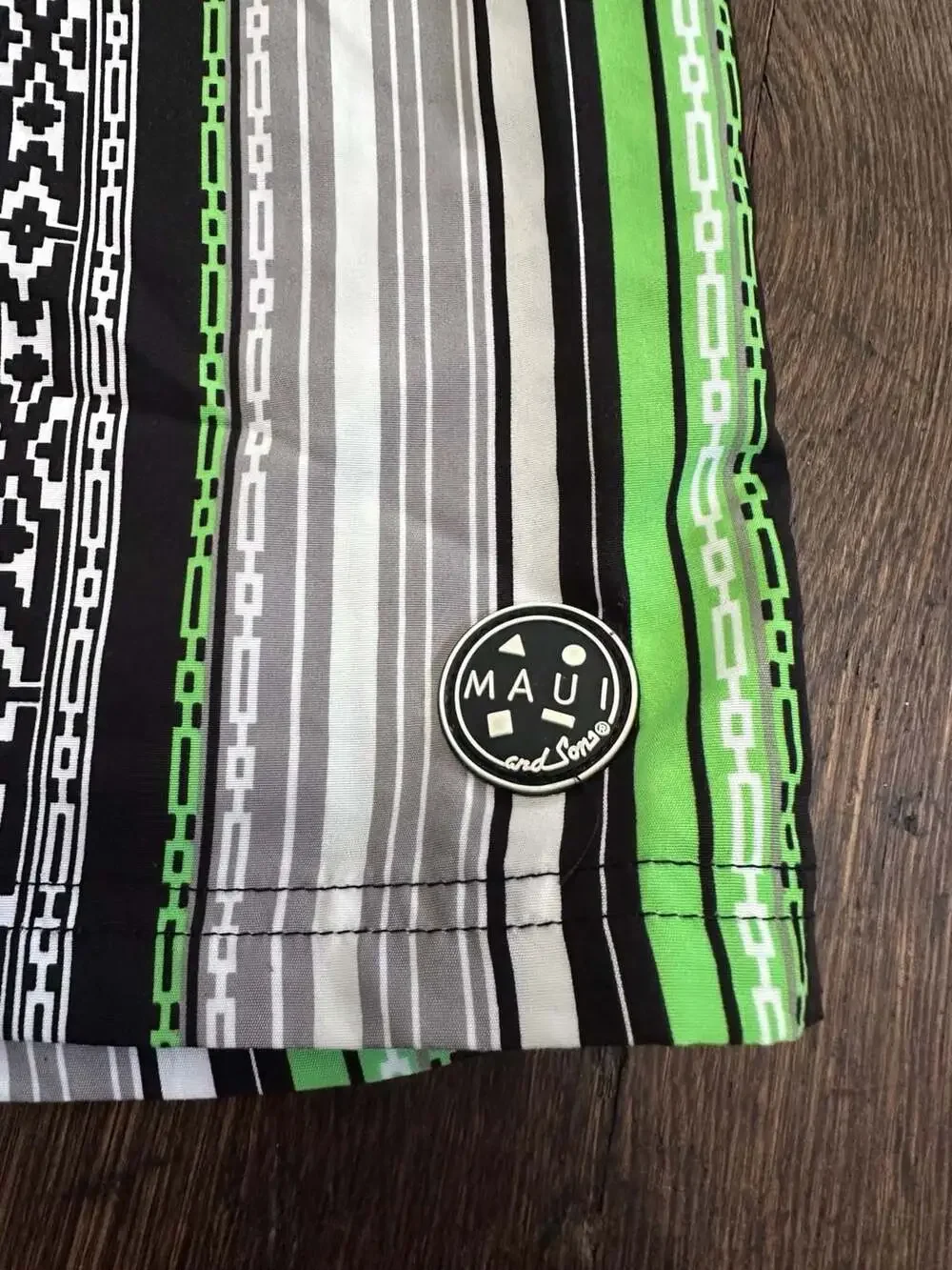 Vintage Maui and Sons Striped Board Shorts with Mesh Lining Size M Tall